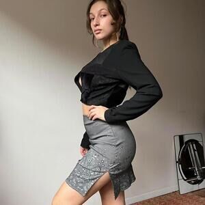 Vintage 90s grey mini skirt by Bebe